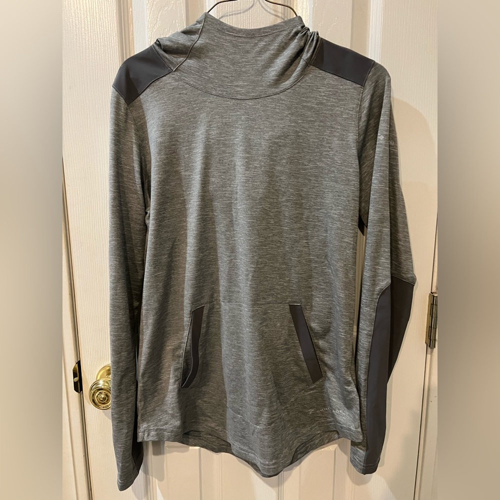 Columbia hooded long sleeve